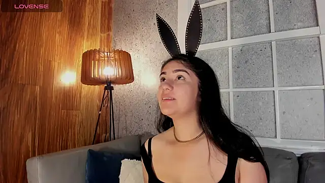 Belliinda 21 online show from 30, 1, 2025