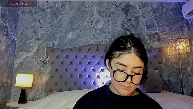 Snapshot of Belliinda_21 chatting on 20, 6, 2026 Belliinda 21 online show from 20, 6, 2026