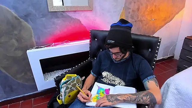 Loggan donnelly online show from 24, 12, 2024