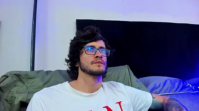 Loggan donnelly online show from 9, 1, 2025