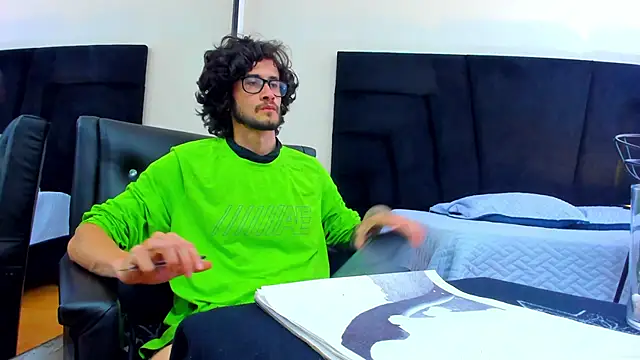 Loggan donnelly online show from 19, 2, 2025