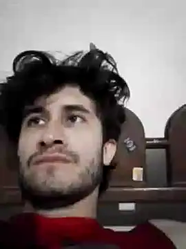 Loggan donnelly online show from 15, 9, 2025