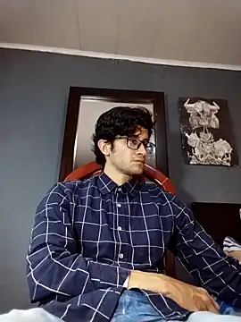 Loggan donnelly online show from 3, 4, 2026