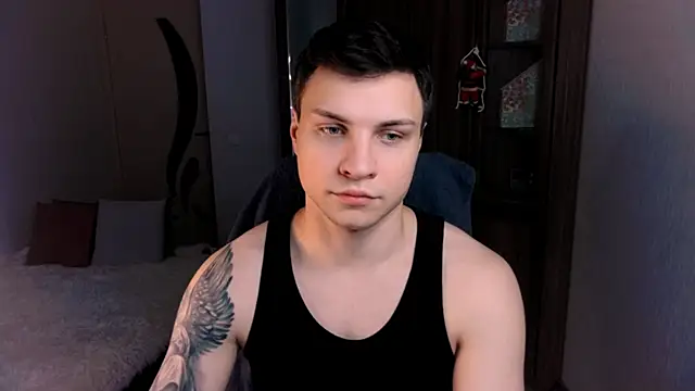 Snapshot of handsome_guy01 chatting on 16, 12, 2024 handsome guy01 online show from 16, 12, 2024