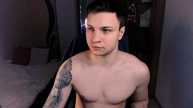 Snapshot of handsome_guy01 chatting on 17, 12, 2024 handsome guy01 online show from 17, 12, 2024