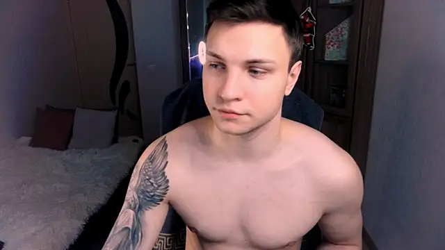 Snapshot of handsome_guy01 chatting on 17, 12, 2024 handsome guy01 online show from 17, 12, 2024