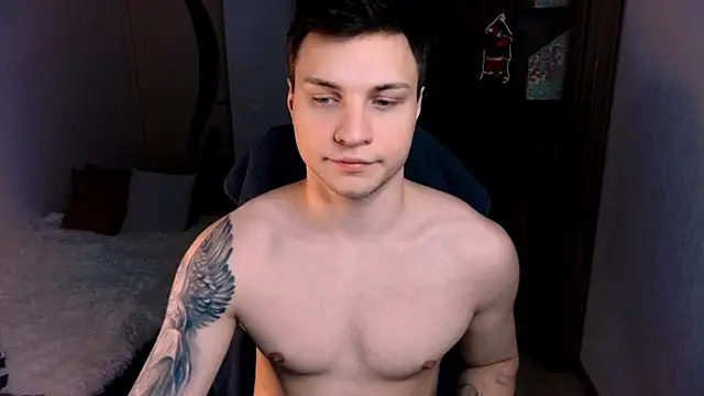 Snapshot of handsome_guy01 chatting on 20, 12, 2024 handsome guy01 online show from 20, 12, 2024