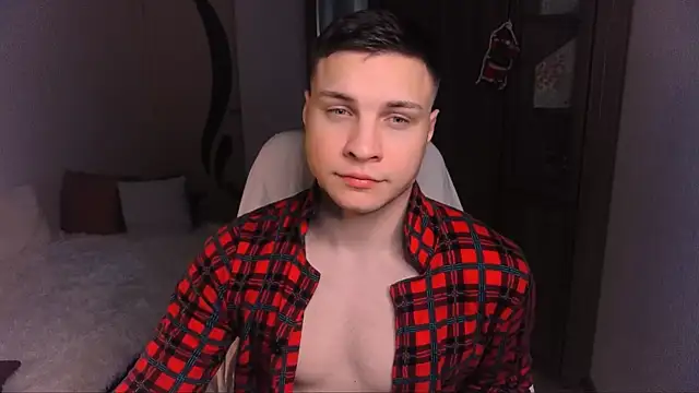 Snapshot of handsome_guy01 chatting on 27, 12, 2024 handsome guy01 online show from 27, 12, 2024