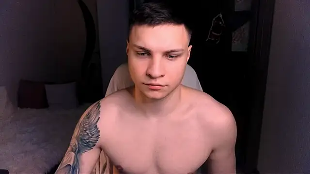 Snapshot of handsome_guy01 chatting on 27, 12, 2024 handsome guy01 online show from 27, 12, 2024