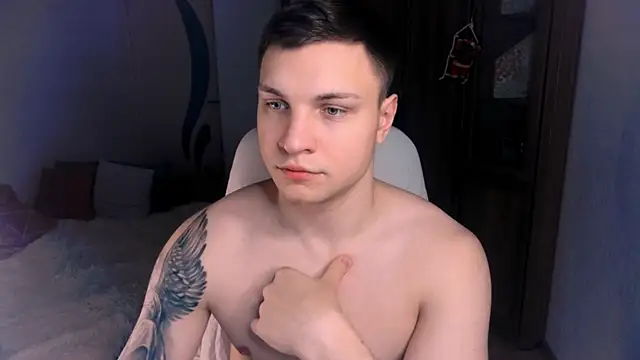 Snapshot of handsome_guy01 chatting on 9, 1, 2025 handsome guy01 online show from 9, 1, 2025