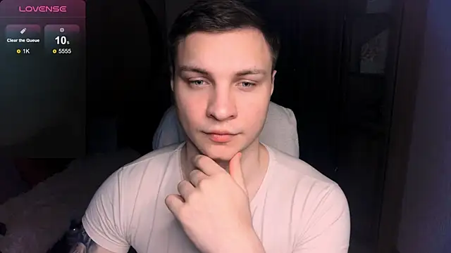 Snapshot of handsome_guy01 chatting on 21, 1, 2025 handsome guy01 online show from 21, 1, 2025