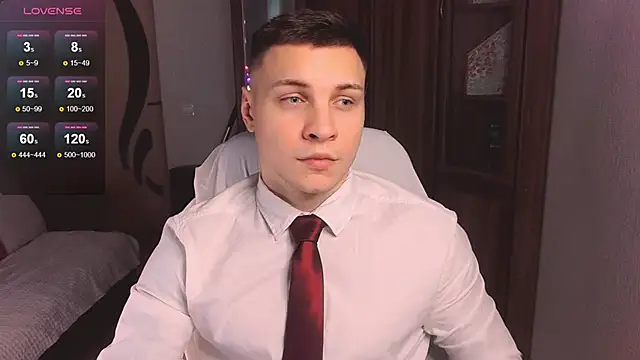 Snapshot of handsome_guy01 chatting on 1, 2, 2025 handsome guy01 online show from 1, 2, 2025