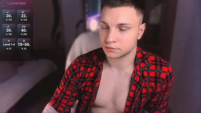 Snapshot of handsome_guy01 chatting on 2, 2, 2025 handsome guy01 online show from 2, 2, 2025