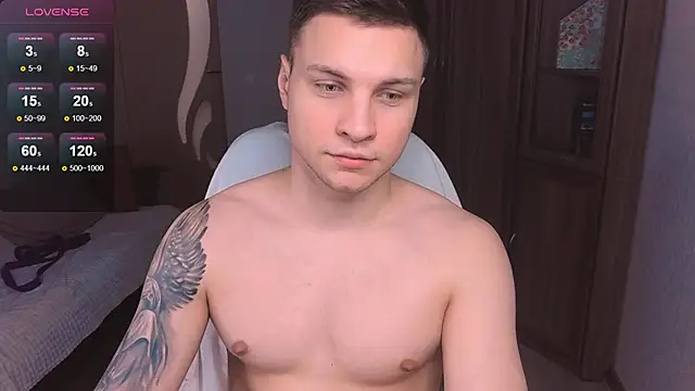 Snapshot of handsome_guy01 chatting on 15, 2, 2025 handsome guy01 online show from 15, 2, 2025