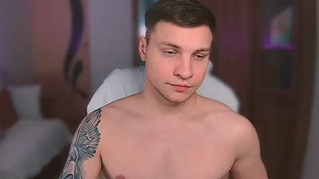 Snapshot of handsome_guy01 chatting on 22, 3, 2025 handsome guy01 online show from 22, 3, 2025