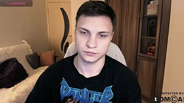 Snapshot of handsome_guy01 chatting on 11, 11, 2025 handsome guy01 online show from 11, 11, 2025