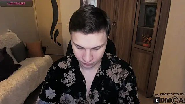 Snapshot of handsome_guy01 chatting on 25, 11, 2025 handsome guy01 online show from 25, 11, 2025