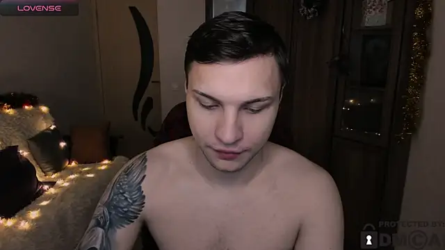 Snapshot of handsome_guy01 chatting on 29, 11, 2025 handsome guy01 online show from 29, 11, 2025