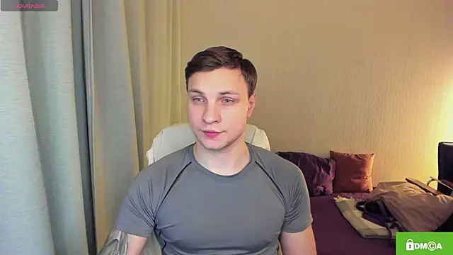 handsome guy01 online show from 1, 4, 2026