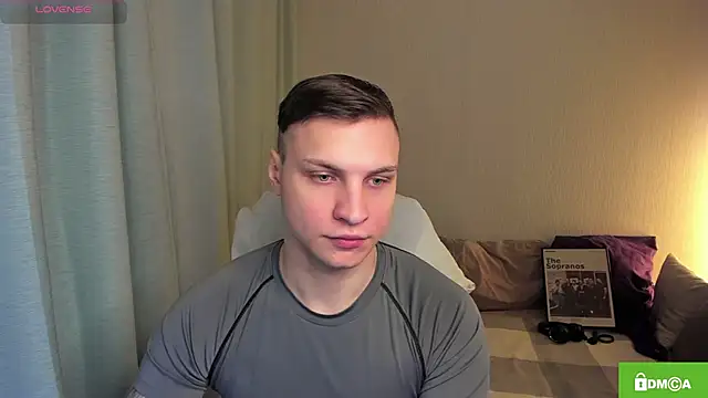Snapshot of handsome_guy01 chatting on 22, 4, 2026 handsome guy01 online show from 22, 4, 2026