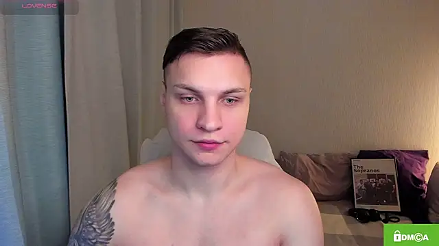 Snapshot of handsome_guy01 chatting on 23, 4, 2026 handsome guy01 online show from 23, 4, 2026