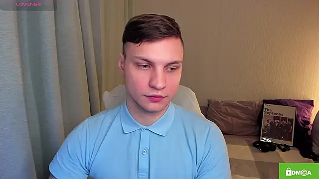 Snapshot of handsome_guy01 chatting on 25, 4, 2026 handsome guy01 online show from 25, 4, 2026