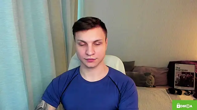 Snapshot of handsome_guy01 chatting on 17, 5, 2026 handsome guy01 online show from 17, 5, 2026