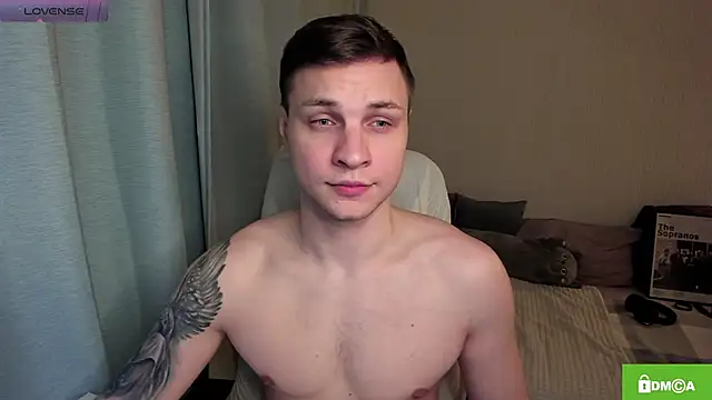 Snapshot of handsome_guy01 chatting on 24, 5, 2026 handsome guy01 online show from 24, 5, 2026