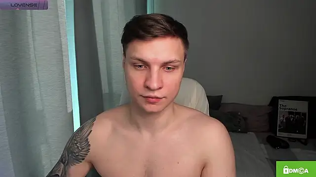 Snapshot of handsome_guy01 chatting on 26, 5, 2026 handsome guy01 online show from 26, 5, 2026
