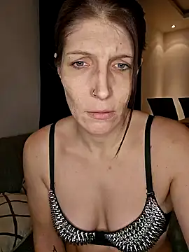 Lenchen  online show from 2, 1, 2025