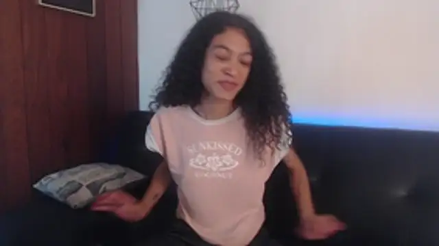 Snapshot of Aurora_ath chatting on 30, 5, 2026 Aurora ath online show from 30, 5, 2026