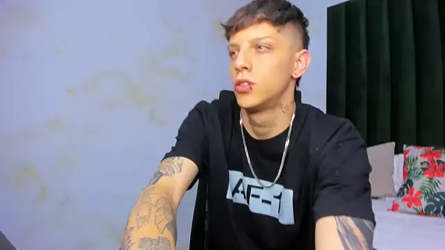 Snapshot of Adam_hard_ chatting on 16, 1, 2025 Adam hard online show from 16, 1, 2025