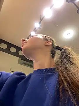 Lia  Love online show from 13, 12, 2024