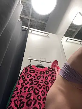 Lia  Love online show from 27, 12, 2024