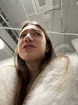 Lia  Love online show from 24, 1, 2025