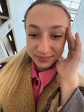 Lia  Love online show from 14, 10, 2025