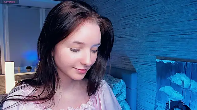 MerylHedley online show from 26, 12, 2024