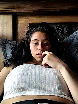 Alexandra 65 online show from 28, 10, 2025