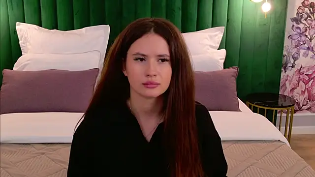 milaleoneli online show from 22, 9, 2025