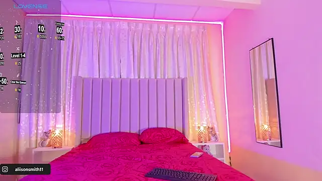 Aliison Smith online show from 4, 1, 2025