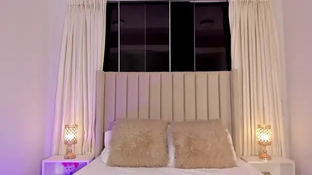 Aliison Smith online show from 10, 4, 2026