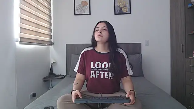 Scarlett Jazmin online show from 27, 5, 2026