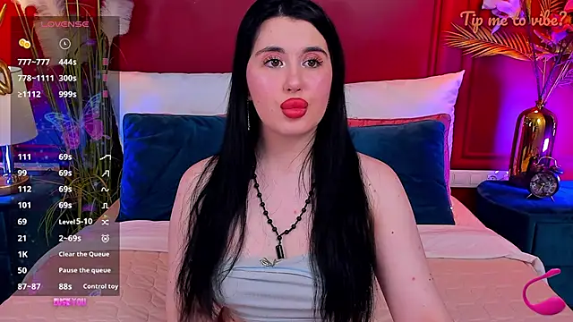 Snapshot of Mayzzie chatting on 4, 5, 2026 Mayzzie online show from 4, 5, 2026
