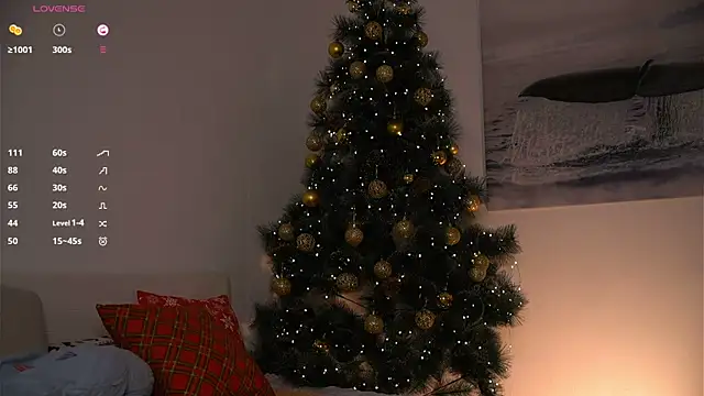 Snapshot of emilianorth_ chatting on 28, 12, 2024 emilianorth online show from 28, 12, 2024