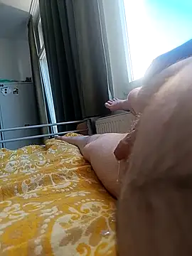 awesome-dirty-dick online show from 18, 9, 2025