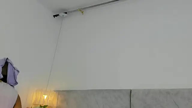 naomiii   online show from 19, 12, 2025