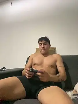 Snapshot of LCarreraa chatting on 28, 1, 2025 LCarreraa online show from 28, 1, 2025