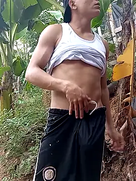 Snapshot of tayson_ chatting on 5, 3, 2025 tayson online show from 5, 3, 2025