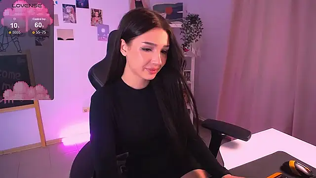 EmmaKeam online show from 4, 12, 2024