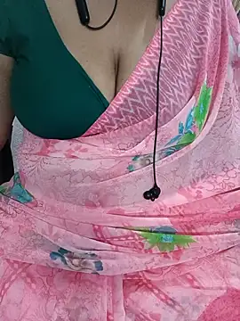 Snapshot of Yours_Radika chatting on 19, 2, 2025 Yours Radika online show from 19, 2, 2025